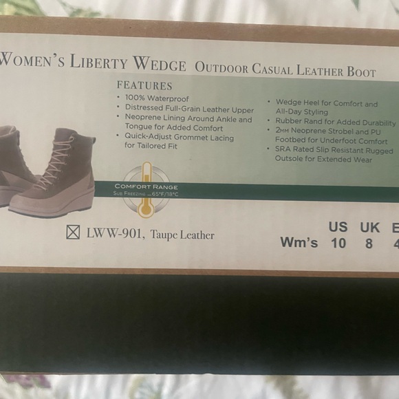 NWT original muck boots women’s liberty wedge. Taupe leather size 10 - Picture 2 of 6